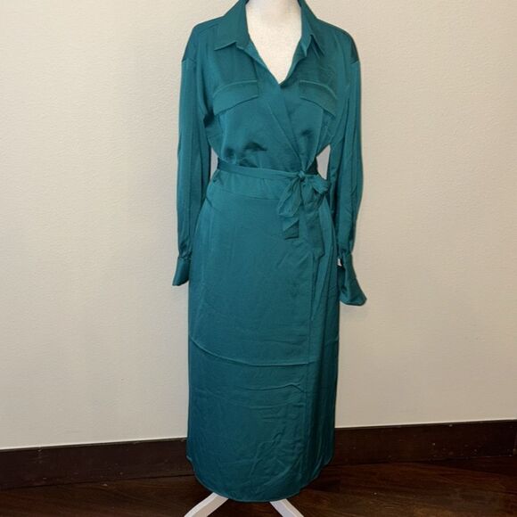 French Connection Harlow satin wrap midi dress in Deep Lake NWT - Picture 2 of 3